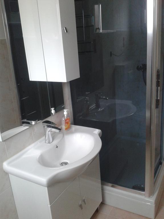 זאדאר Apartments Lorena מראה חיצוני תמונה